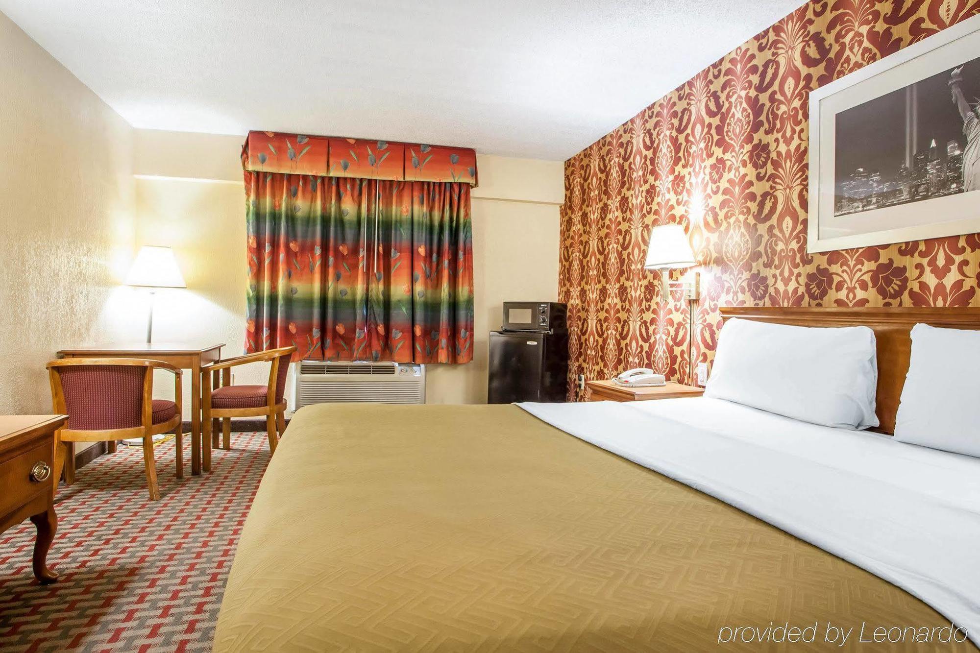 Days By Wyndham Jersey Hotel