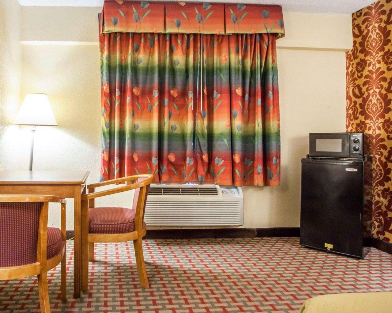Days By Wyndham Jersey Hotel Jersey City